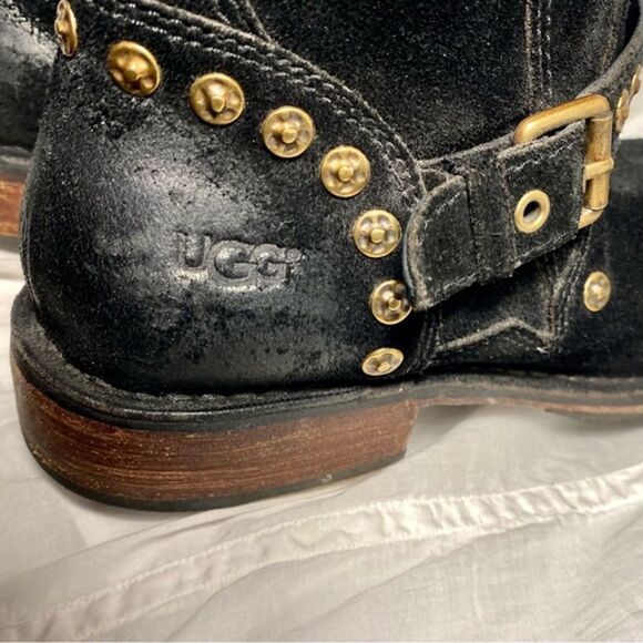 UGG Fabrizia Studded Distressed Black Suede Moto Boots 1003235 Sz 8 - Picture 3 of 13